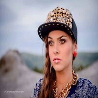 Diamonds & Pearls - Theo Rose, Jester