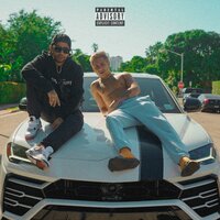 En Bajita - Mora, Young Martino