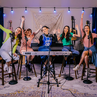 Breaking Free / The Start of Something New / We're All in This Together / What I've Been Looking For / When There Was Me and You - Cimorelli