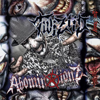 He's Looking At Me - Twiztid