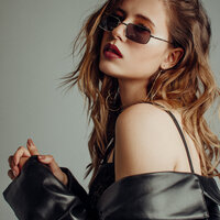 Elvira T