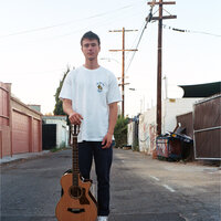 Alec Benjamin