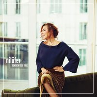 Ellerimde Çiçekler - Nilüfer