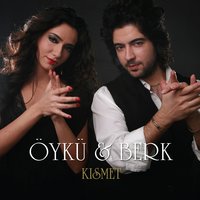 Evlerinin Önü Boyalı Direk - Öykü Gürman, Berk Gürman