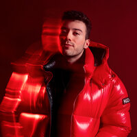 Enes Batur