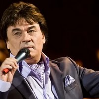 Александр Серов