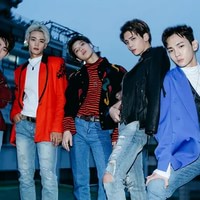 SHINee