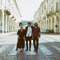 Shout Out Louds