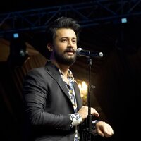 12 Bajay - Atif Aslam