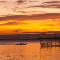 Warm Days Ahead - White Noise for Baby Sleep, Chillout Lounge, Relaxing Spa Music