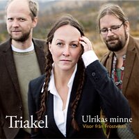 De unga jäntorna - Triakel