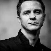 Дмитрий Хмелёв